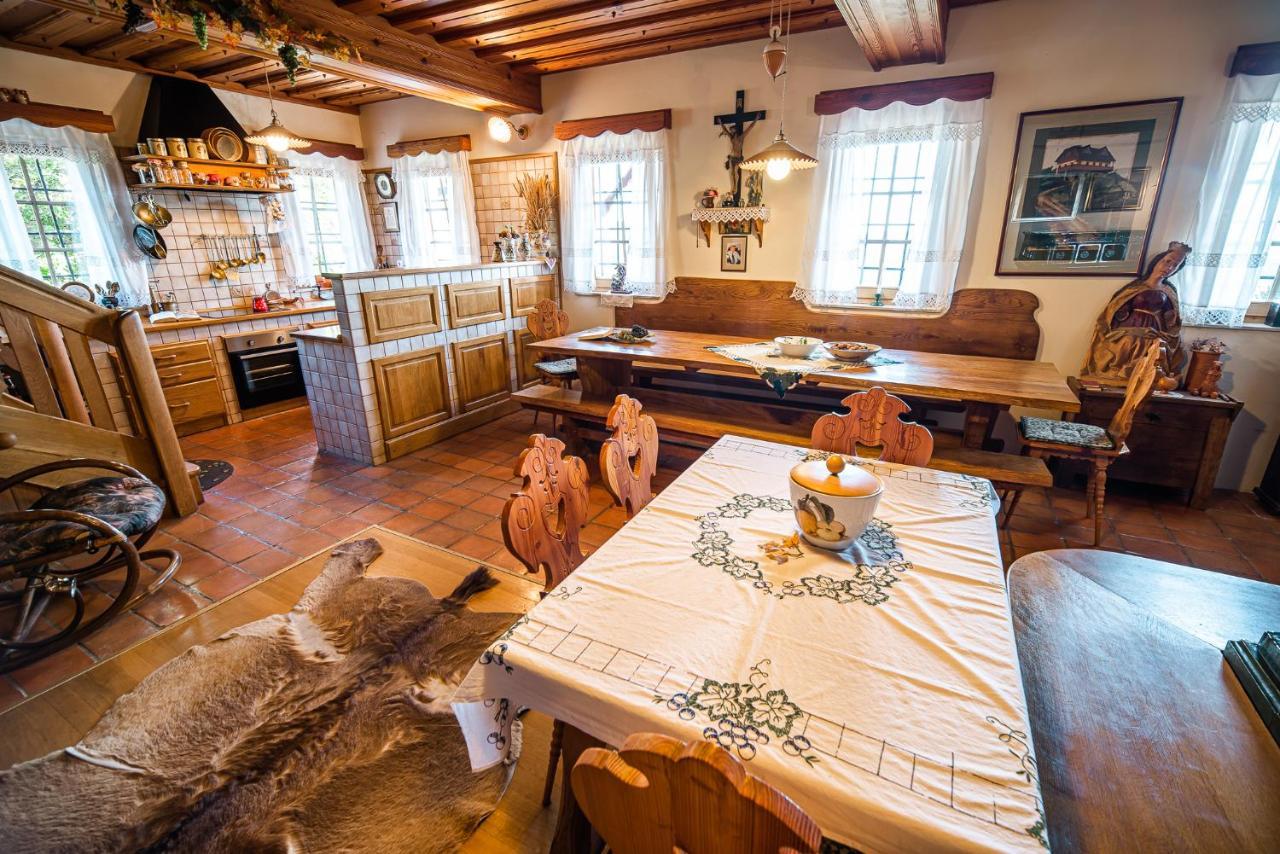 Authentic Countryside Villa With Hot Tub Veliki Kamen Экстерьер фото