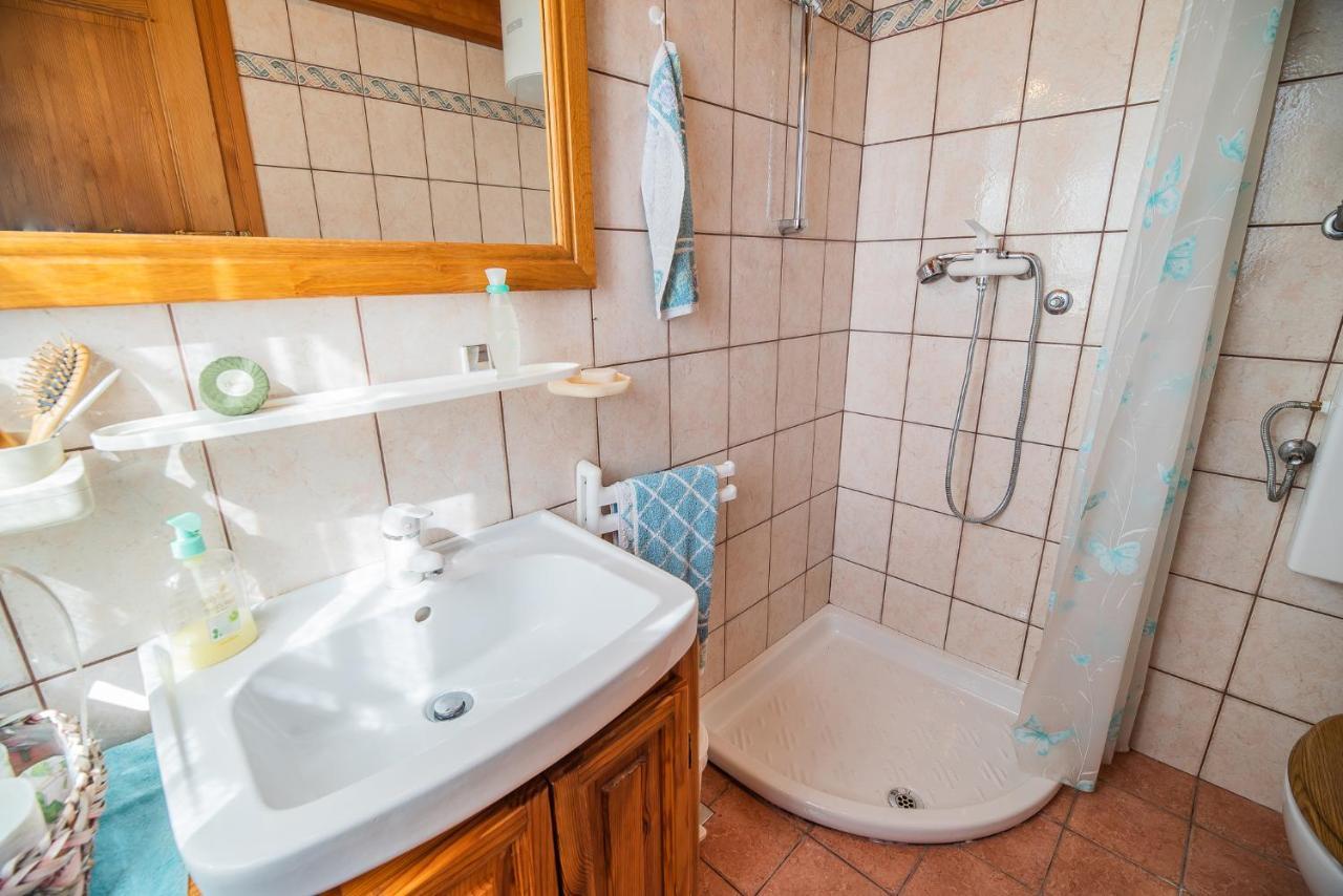 Authentic Countryside Villa With Hot Tub Veliki Kamen Экстерьер фото