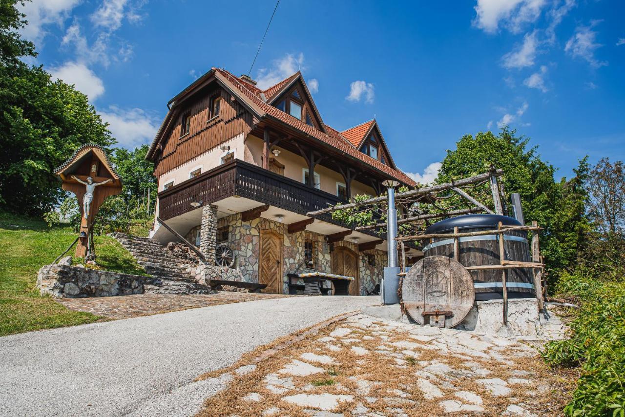 Authentic Countryside Villa With Hot Tub Veliki Kamen Экстерьер фото